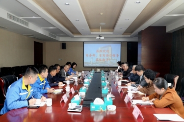 商务部驻杭特办特派员刘福学携浙江省商务厅党组成员、总经济师朱军一行莅临Z6官网纸业调查调研